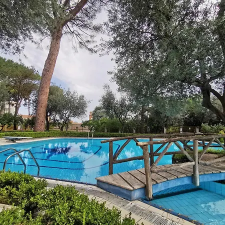 Casa Mar - In The Heart Of *